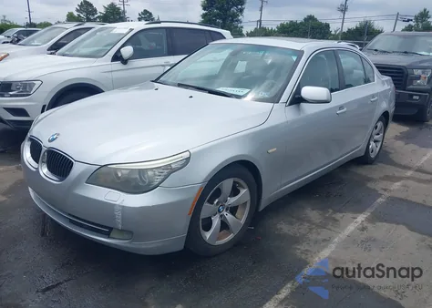 2008 BMW 528I из США, поврежденный, VIN WBANU535X8C114660